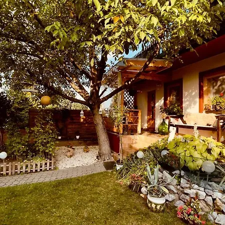 Kishaz Apartment *